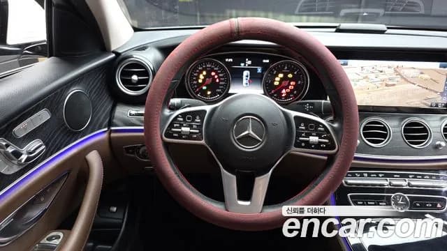 2019 Mercedes-Benz E-Class W213 E220d Avantgarde Sold VIN WDDZF0EB0KA494721 – photo 11 2019 Mercedes-Benz E-Class W213 E220d Avantgarde Sold VIN WDDZF0EB0KA494721 – photo 11
