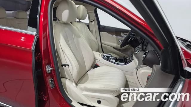 2017 Mercedes-Benz E-Class W213 E220d Exclusive Sold VIN WDDZF0EB1HA207122 – interior seats 2017 Mercedes-Benz E-Class W213 E220d Exclusive Sold VIN WDDZF0EB1HA207122 – interior seats
