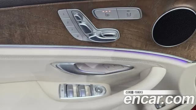 2017 Mercedes-Benz E-Class W213 E220d Exclusive Sold VIN WDDZF0EB1HA207122 – photo 11 2017 Mercedes-Benz E-Class W213 E220d Exclusive Sold VIN WDDZF0EB1HA207122 – photo 11