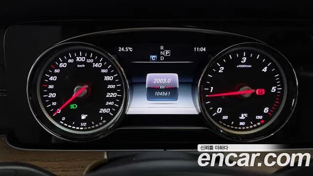 2017 Mercedes-Benz E-Class W213 E220d Exclusive Sold VIN WDDZF0EB1HA291877 – engine bay 2017 Mercedes-Benz E-Class W213 E220d Exclusive Sold VIN WDDZF0EB1HA291877 – engine bay