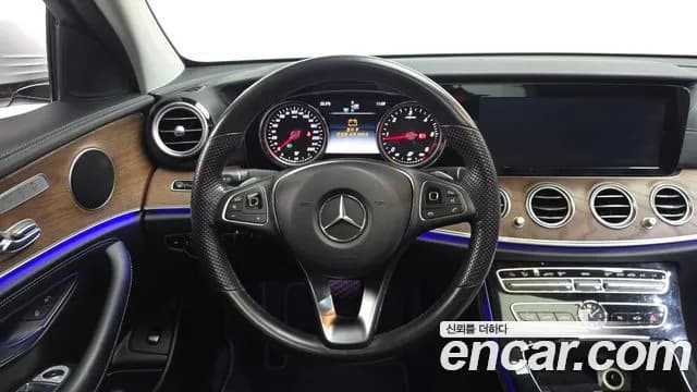 2017 Mercedes-Benz E-Class W213 E220d Exclusive Sold VIN WDDZF0EB1HA291877 – photo 20 2017 Mercedes-Benz E-Class W213 E220d Exclusive Sold VIN WDDZF0EB1HA291877 – photo 20