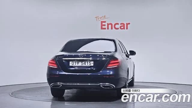 2019 Mercedes-Benz E-Class W213 E220d Avantgarde Sold VIN WDDZF0EB1KA578496 – photo 11 2019 Mercedes-Benz E-Class W213 E220d Avantgarde Sold VIN WDDZF0EB1KA578496 – photo 11