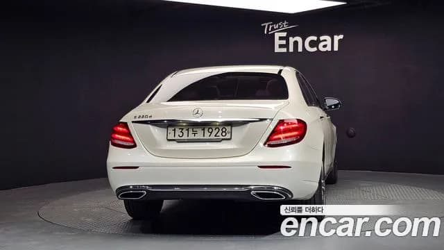 2019 Mercedes-Benz E-Class W213 E220d Avantgarde Sold VIN WDDZF0EB1KA606815 – photo 21 2019 Mercedes-Benz E-Class W213 E220d Avantgarde Sold VIN WDDZF0EB1KA606815 – photo 21