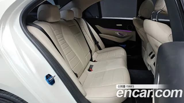 2019 Mercedes-Benz E-Class W213 E220d Avantgarde Sold VIN WDDZF0EB1KA606815 – photo 26 2019 Mercedes-Benz E-Class W213 E220d Avantgarde Sold VIN WDDZF0EB1KA606815 – photo 26