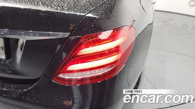 2018 Mercedes-Benz E-Class W213 E220d Avantgarde Sold VIN WDDZF0EB2JA316193 – photo 27 2018 Mercedes-Benz E-Class W213 E220d Avantgarde Sold VIN WDDZF0EB2JA316193 – photo 27
