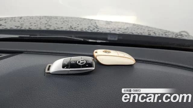 2018 Mercedes-Benz E-Class W213 E220d Avantgarde Sold VIN WDDZF0EB2JA316193 – photo 32 2018 Mercedes-Benz E-Class W213 E220d Avantgarde Sold VIN WDDZF0EB2JA316193 – photo 32