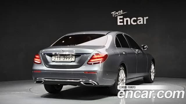 2018 Mercedes-Benz E-Class W213 E220d Exclusive Sold VIN WDDZF0EB2JA459905 – side profile 2018 Mercedes-Benz E-Class W213 E220d Exclusive Sold VIN WDDZF0EB2JA459905 – side profile
