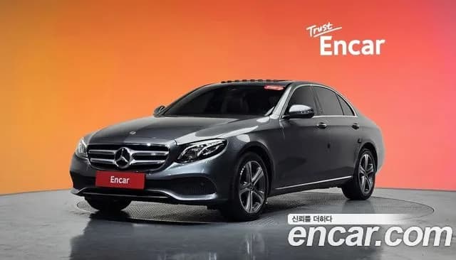 2019 Mercedes-Benz E-Class W213 E220d Avantgarde Sold VIN WDDZF0EB2KA493196 – engine bay 2019 Mercedes-Benz E-Class W213 E220d Avantgarde Sold VIN WDDZF0EB2KA493196 – engine bay