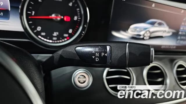 2019 Mercedes-Benz E-Class W213 E220d Avantgarde Sold VIN WDDZF0EB2KA500499 – photo 14 2019 Mercedes-Benz E-Class W213 E220d Avantgarde Sold VIN WDDZF0EB2KA500499 – photo 14