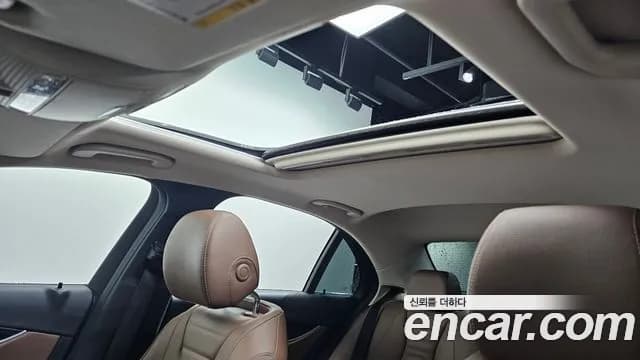 2019 Mercedes-Benz E-Class W213 E220d Avantgarde Sold VIN WDDZF0EB2KA500499 – photo 19 2019 Mercedes-Benz E-Class W213 E220d Avantgarde Sold VIN WDDZF0EB2KA500499 – photo 19