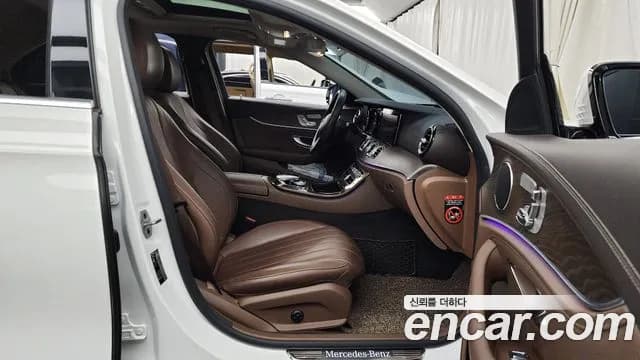 2019 Mercedes-Benz E-Class W213 E220d Exclusive Sold VIN WDDZF0EB2KA637622 – exterior detail 2019 Mercedes-Benz E-Class W213 E220d Exclusive Sold VIN WDDZF0EB2KA637622 – exterior detail