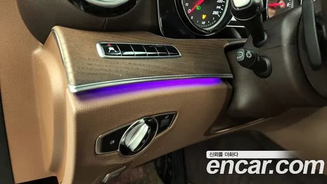 2019 Mercedes-Benz E-Class W213 E220d Exclusive Sold VIN WDDZF0EB2KA637622 – undercarriage 2019 Mercedes-Benz E-Class W213 E220d Exclusive Sold VIN WDDZF0EB2KA637622 – undercarriage