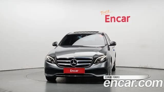 2017 Mercedes-Benz E-Class W213 E220d Avantgarde Sold VIN WDDZF0EB4HA114840 – photo 15 2017 Mercedes-Benz E-Class W213 E220d Avantgarde Sold VIN WDDZF0EB4HA114840 – photo 15