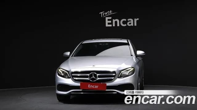 2018 Mercedes-Benz E-Class W213 E220d Avantgarde Sold VIN WDDZF0EB5JA316933 – engine bay 2018 Mercedes-Benz E-Class W213 E220d Avantgarde Sold VIN WDDZF0EB5JA316933 – engine bay