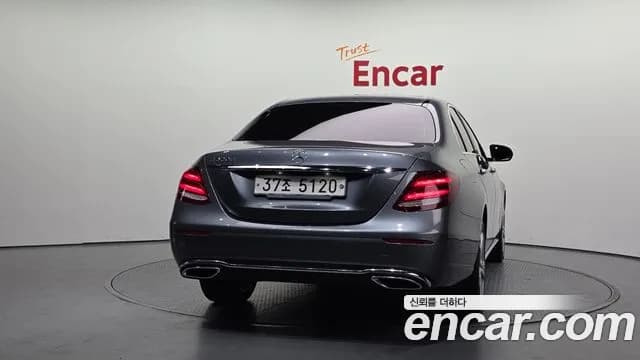 2018 Mercedes-Benz E-Class W213 E220d Avantgarde Sold VIN WDDZF0EB5JA330153 – exterior detail 2018 Mercedes-Benz E-Class W213 E220d Avantgarde Sold VIN WDDZF0EB5JA330153 – exterior detail