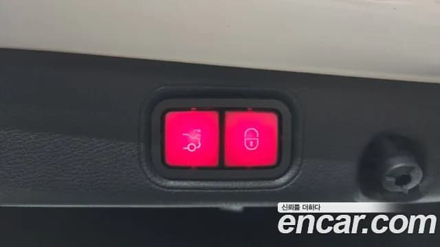 2019 Mercedes-Benz E-Class W213 E220d Avantgarde Sold VIN WDDZF0EB7KA621657 – interior seats 2019 Mercedes-Benz E-Class W213 E220d Avantgarde Sold VIN WDDZF0EB7KA621657 – interior seats