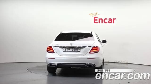 2017 Mercedes-Benz E-Class W213 E220d Exclusive Sold VIN WDDZF0EB8HA177911 – engine bay 2017 Mercedes-Benz E-Class W213 E220d Exclusive Sold VIN WDDZF0EB8HA177911 – engine bay