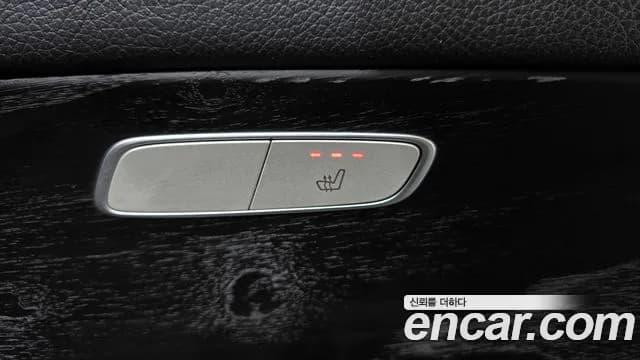 2019 Mercedes-Benz E-Class W213 E220d Avantgarde Sold VIN WDDZF0EB8KA491095 – front exterior 2019 Mercedes-Benz E-Class W213 E220d Avantgarde Sold VIN WDDZF0EB8KA491095 – front exterior