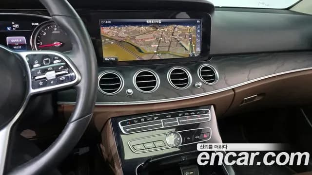 2019 Mercedes-Benz E-Class W213 E220d Avantgarde Sold VIN WDDZF0EB8KA491095 – interior seats 2019 Mercedes-Benz E-Class W213 E220d Avantgarde Sold VIN WDDZF0EB8KA491095 – interior seats