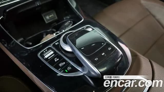 2019 Mercedes-Benz E-Class W213 E220d Avantgarde Sold VIN WDDZF0EB8KA491095 – photo 12 2019 Mercedes-Benz E-Class W213 E220d Avantgarde Sold VIN WDDZF0EB8KA491095 – photo 12