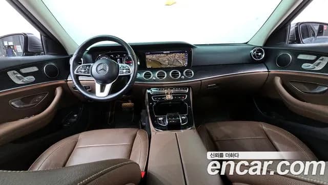 2019 Mercedes-Benz E-Class W213 E220d Avantgarde Sold VIN WDDZF0EB8KA491095 – photo 15 2019 Mercedes-Benz E-Class W213 E220d Avantgarde Sold VIN WDDZF0EB8KA491095 – photo 15