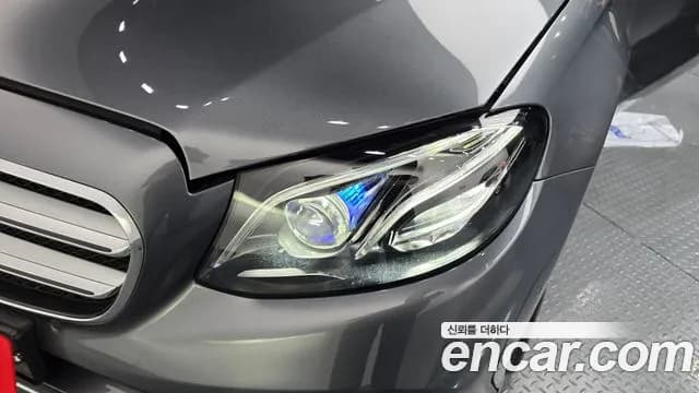 2019 Mercedes-Benz E-Class W213 E220d Avantgarde Sold VIN WDDZF0EB8KA491095 – photo 24 2019 Mercedes-Benz E-Class W213 E220d Avantgarde Sold VIN WDDZF0EB8KA491095 – photo 24