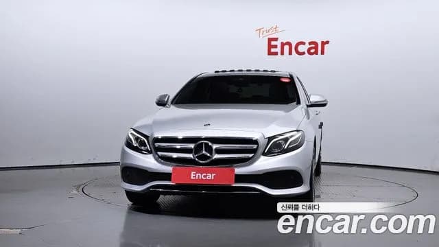 2019 Mercedes-Benz E-Class W213 E220d Avantgarde Sold VIN WDDZF0EB8KA493557 – side profile 2019 Mercedes-Benz E-Class W213 E220d Avantgarde Sold VIN WDDZF0EB8KA493557 – side profile
