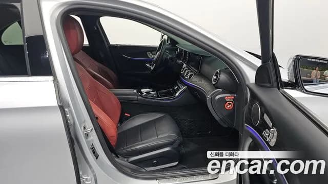 2019 Mercedes-Benz E-Class W213 E220d Avantgarde Sold VIN WDDZF0EB8KA493557 – exterior detail 2019 Mercedes-Benz E-Class W213 E220d Avantgarde Sold VIN WDDZF0EB8KA493557 – exterior detail