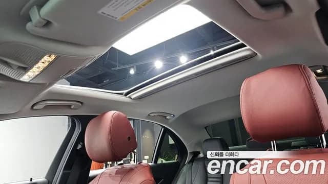 2019 Mercedes-Benz E-Class W213 E220d Avantgarde Sold VIN WDDZF0EB8KA493557 – photo 11 2019 Mercedes-Benz E-Class W213 E220d Avantgarde Sold VIN WDDZF0EB8KA493557 – photo 11