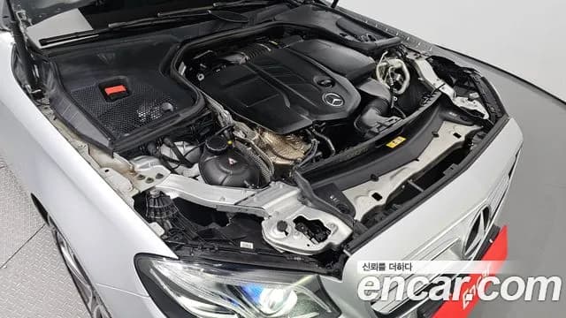 2019 Mercedes-Benz E-Class W213 E220d Avantgarde Sold VIN WDDZF0EB8KA493557 – photo 12 2019 Mercedes-Benz E-Class W213 E220d Avantgarde Sold VIN WDDZF0EB8KA493557 – photo 12