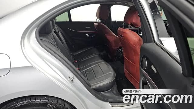 2019 Mercedes-Benz E-Class W213 E220d Avantgarde Sold VIN WDDZF0EB8KA493557 – photo 15 2019 Mercedes-Benz E-Class W213 E220d Avantgarde Sold VIN WDDZF0EB8KA493557 – photo 15