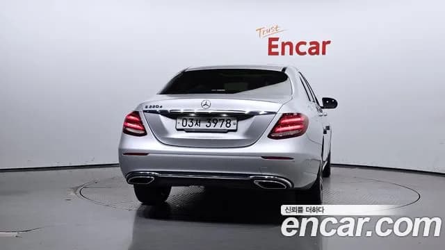 2019 Mercedes-Benz E-Class W213 E220d Avantgarde Sold VIN WDDZF0EB8KA493557 – photo 18 2019 Mercedes-Benz E-Class W213 E220d Avantgarde Sold VIN WDDZF0EB8KA493557 – photo 18