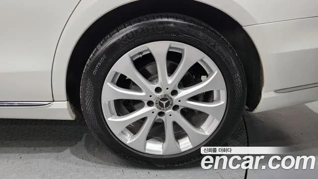 2019 Mercedes-Benz E-Class W213 E220d Exclusive Sold VIN WDDZF0EB8KA614930 – photo 28 2019 Mercedes-Benz E-Class W213 E220d Exclusive Sold VIN WDDZF0EB8KA614930 – photo 28