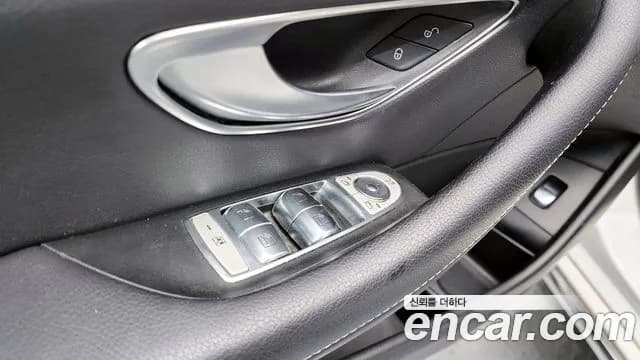 2019 Mercedes-Benz E-Class W213 E220d Exclusive Sold VIN WDDZF0EB8KA614930 – photo 29 2019 Mercedes-Benz E-Class W213 E220d Exclusive Sold VIN WDDZF0EB8KA614930 – photo 29