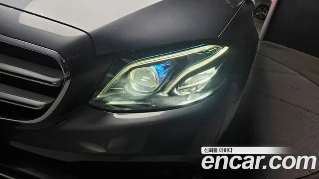 2017 Mercedes-Benz E-Class W213 E220d Avantgarde Sold VIN WDDZF0EBXHA291702 – photo 22 2017 Mercedes-Benz E-Class W213 E220d Avantgarde Sold VIN WDDZF0EBXHA291702 – photo 22