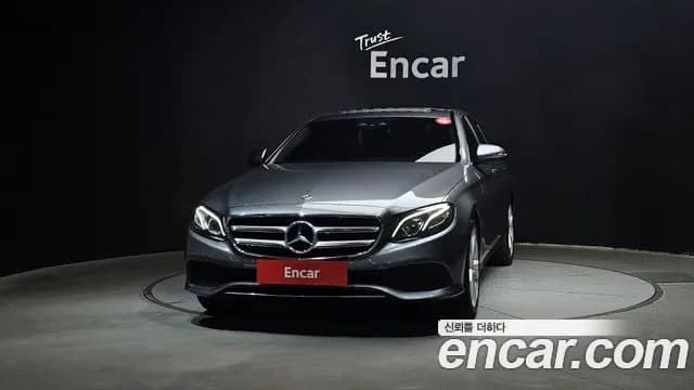 2017 Mercedes-Benz E-Class W213 E220d Avantgarde Sold VIN WDDZF0EBXHA291702 – photo 26 2017 Mercedes-Benz E-Class W213 E220d Avantgarde Sold VIN WDDZF0EBXHA291702 – photo 26