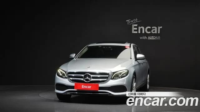2018 Mercedes-Benz E-Class W213 E220d Avantgarde Sold VIN WDDZF0EBXJA401198 – photo 12 2018 Mercedes-Benz E-Class W213 E220d Avantgarde Sold VIN WDDZF0EBXJA401198 – photo 12