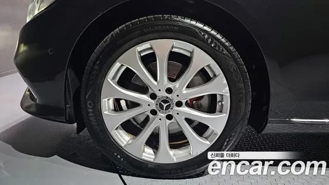 2017 Mercedes-Benz E-Class W213 E220d 4MATIC Exclusive Sold VIN WDDZF0FB0HA287236 – photo 11 2017 Mercedes-Benz E-Class W213 E220d 4MATIC Exclusive Sold VIN WDDZF0FB0HA287236 – photo 11