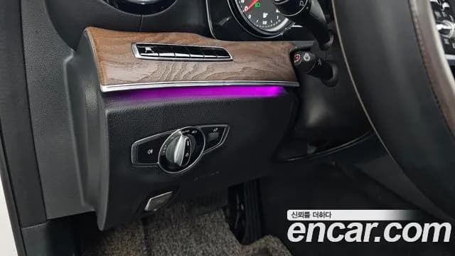 2019 Mercedes-Benz E-Class W213 E220d 4MATIC Exclusive Sold VIN WDDZF0FB1KA521486 – side profile 2019 Mercedes-Benz E-Class W213 E220d 4MATIC Exclusive Sold VIN WDDZF0FB1KA521486 – side profile