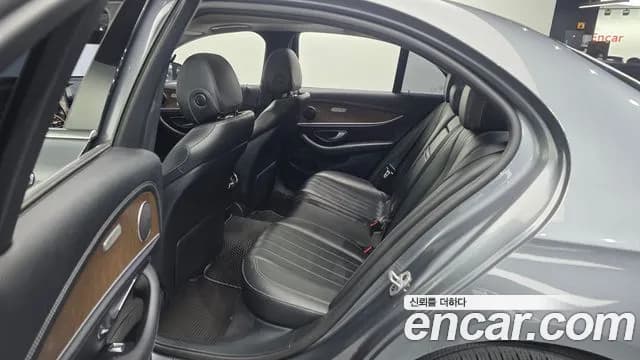 2019 Mercedes-Benz E-Class W213 E220d 4MATIC Exclusive Sold VIN WDDZF0FB2KA544629 – photo 13 2019 Mercedes-Benz E-Class W213 E220d 4MATIC Exclusive Sold VIN WDDZF0FB2KA544629 – photo 13