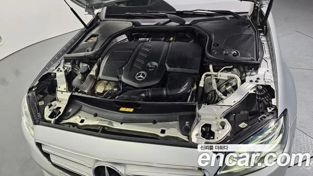 2017 Mercedes-Benz E-Class W213 E220d 4MATIC Avantgarde Sold VIN WDDZF0FB3HA264825 – engine bay 2017 Mercedes-Benz E-Class W213 E220d 4MATIC Avantgarde Sold VIN WDDZF0FB3HA264825 – engine bay