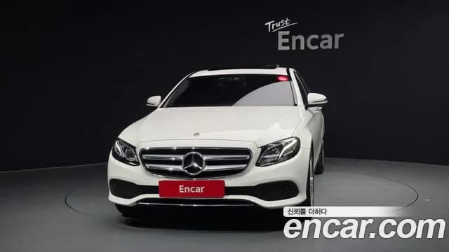 2018 Mercedes-Benz E-Class W213 E220d 4MATIC Avantgarde Sold VIN WDDZF0FB3JA469938 – side profile 2018 Mercedes-Benz E-Class W213 E220d 4MATIC Avantgarde Sold VIN WDDZF0FB3JA469938 – side profile