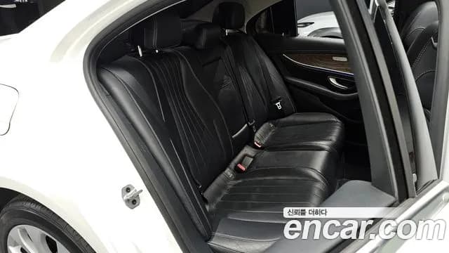 2018 Mercedes-Benz E-Class W213 E220d 4MATIC Exclusive Sold VIN WDDZF0FB3JA476257 – trunk area 2018 Mercedes-Benz E-Class W213 E220d 4MATIC Exclusive Sold VIN WDDZF0FB3JA476257 – trunk area