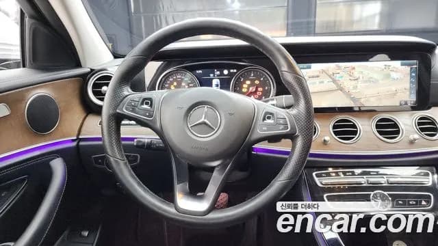 2017 Mercedes-Benz E-Class W213 E220d 4MATIC Exclusive Sold VIN WDDZF0FB4HA282086 – photo 14 2017 Mercedes-Benz E-Class W213 E220d 4MATIC Exclusive Sold VIN WDDZF0FB4HA282086 – photo 14