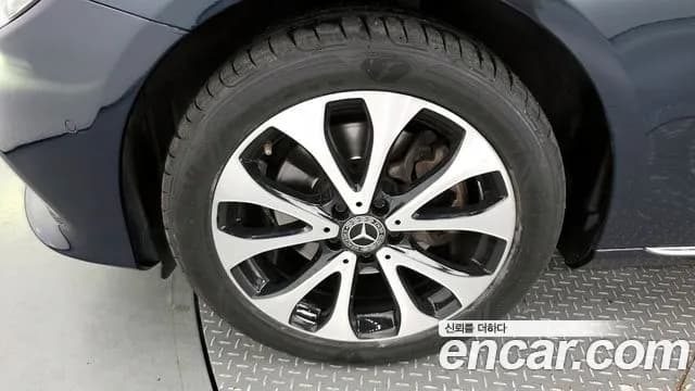 2017 Mercedes-Benz E-Class W213 E220d 4MATIC Exclusive Sold VIN WDDZF0FB5HA292304 – photo 20 2017 Mercedes-Benz E-Class W213 E220d 4MATIC Exclusive Sold VIN WDDZF0FB5HA292304 – photo 20