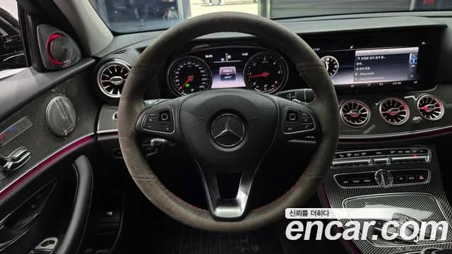 2018 Mercedes-Benz E-Class W213 E220d 4MATIC Avantgarde Sold VIN WDDZF0FB5JA476986 – photo 13 2018 Mercedes-Benz E-Class W213 E220d 4MATIC Avantgarde Sold VIN WDDZF0FB5JA476986 – photo 13