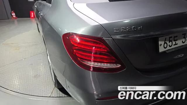 2018 Mercedes-Benz E-Class W213 E220d 4MATIC Exclusive Sold VIN WDDZF0FB6JA447609 – photo 12 2018 Mercedes-Benz E-Class W213 E220d 4MATIC Exclusive Sold VIN WDDZF0FB6JA447609 – photo 12