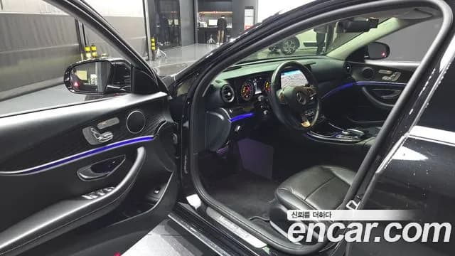 2017 Mercedes-Benz E-Class W213 E220d 4MATIC Avantgarde Sold VIN WDDZF0FB7HA251768 – photo 17 2017 Mercedes-Benz E-Class W213 E220d 4MATIC Avantgarde Sold VIN WDDZF0FB7HA251768 – photo 17