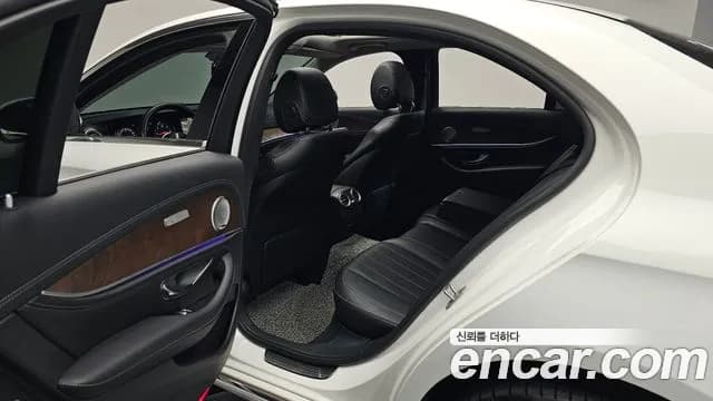 2019 Mercedes-Benz E-Class W213 E220d 4MATIC Exclusive Sold VIN WDDZF0FB7KA556212 – photo 32 2019 Mercedes-Benz E-Class W213 E220d 4MATIC Exclusive Sold VIN WDDZF0FB7KA556212 – photo 32