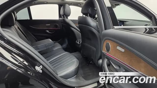 2017 Mercedes-Benz E-Class W213 E220d 4MATIC Exclusive Sold VIN WDDZF0FB8HA219203 – side profile 2017 Mercedes-Benz E-Class W213 E220d 4MATIC Exclusive Sold VIN WDDZF0FB8HA219203 – side profile